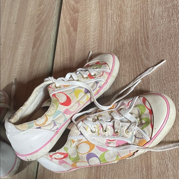 Colorful Patterned Sneakers - Picture 2 of 4